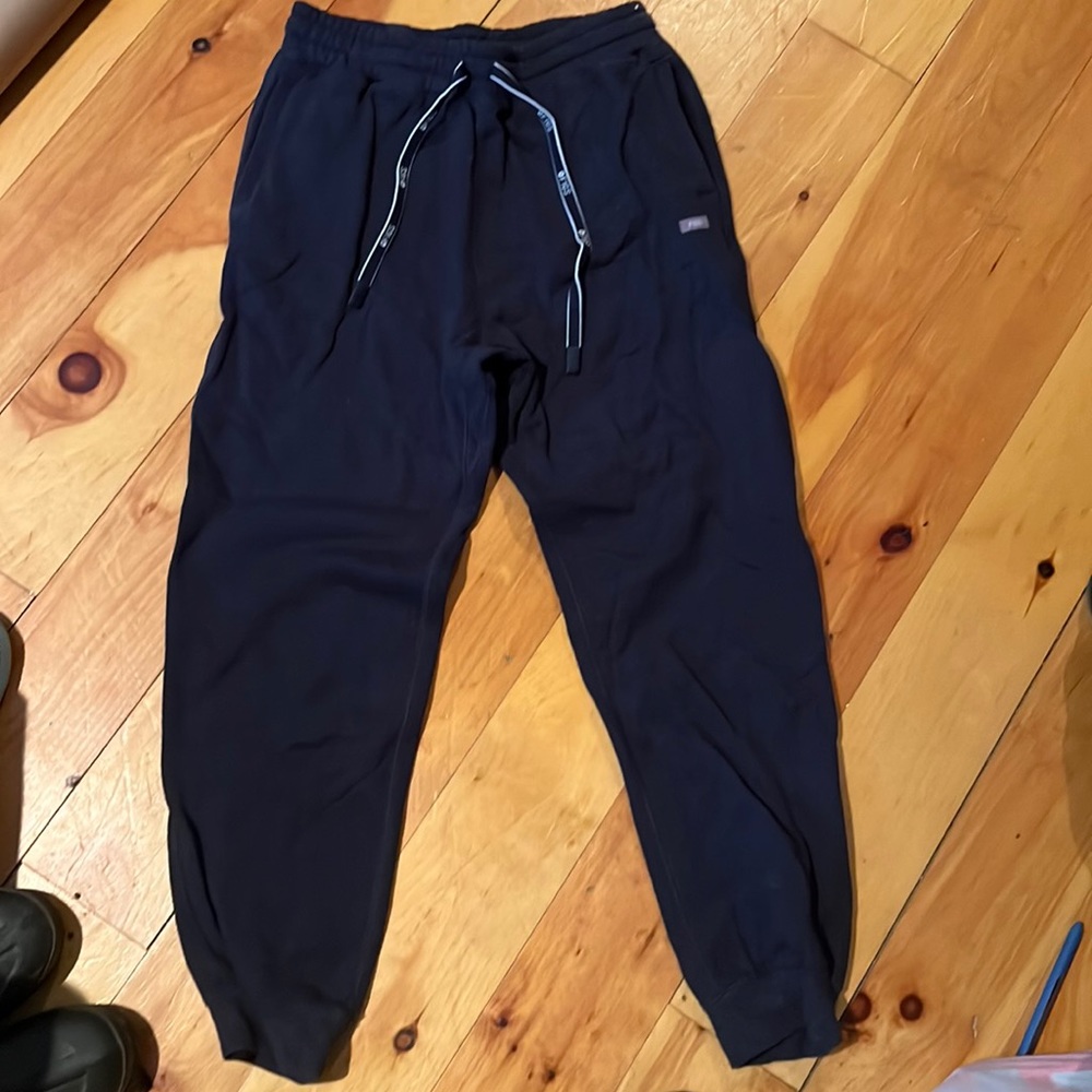 Figs joggers/sweat pants size M. Navy. Never worn.
